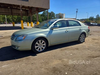 TOYOTA AVALON XLS