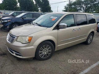 CHRYSLER TOWN & COUNTRY TOURING L