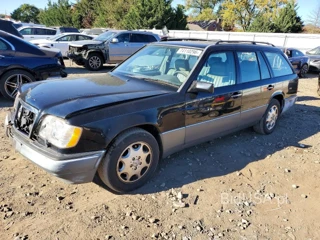 MERCEDES-BENZ E 320