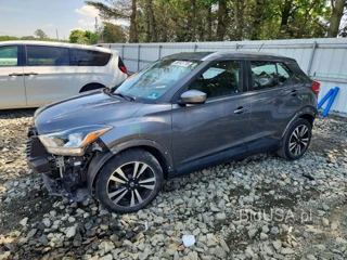 NISSAN KICKS SV