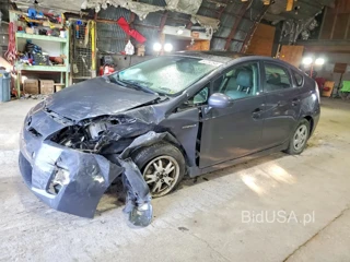 TOYOTA PRIUS IV