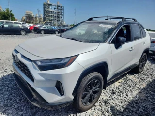 TOYOTA RAV4 XSE