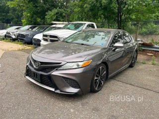 TOYOTA CAMRY XSE