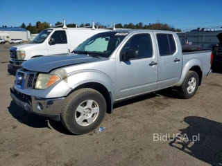 NISSAN FRONTIER SE