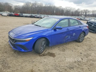 HYUNDAI ELANTRA HYBRID BLUE