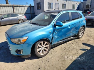 MITSUBISHI OUTLANDER SPORT SE