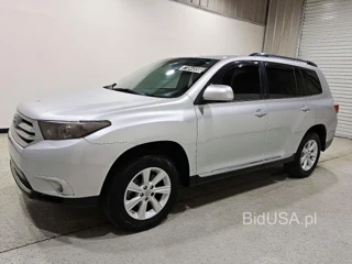 TOYOTA HIGHLANDER PLUS