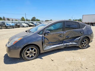 TOYOTA PRIUS BASE