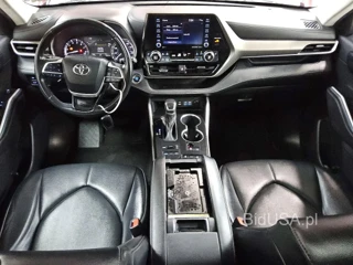 TOYOTA HIGHLANDER XLE