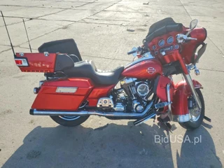 HARLEY-DAVIDSON FLHTCUI