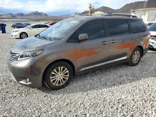TOYOTA SIENNA XLE 8-PASSENGER