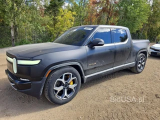 RIVIAN R1T ADVENTURE