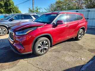 TOYOTA HIGHLANDER XLE