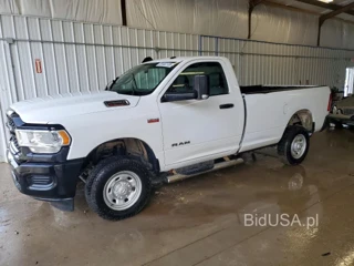 RAM 2500 TRADESMAN
