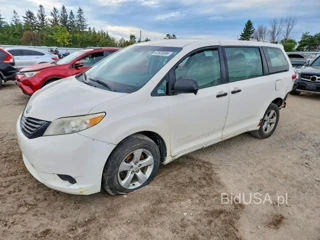 TOYOTA SIENNA L 7-PASSENGER