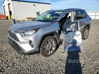 TOYOTA RAV4 XLE PREMIUM