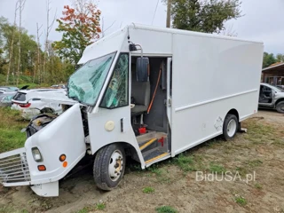 FREIGHTLINER CHASSIS M LINE WALK-IN VAN