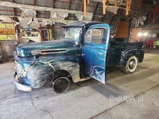 FORD F-1 1/2 TON