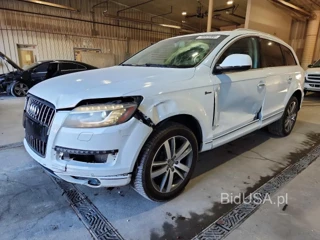 AUDI Q7 PREMIUM PLUS