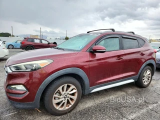 HYUNDAI TUCSON SE PLUS