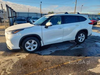 TOYOTA HIGHLANDER LE