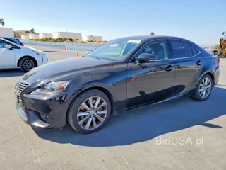 LEXUS IS 200T