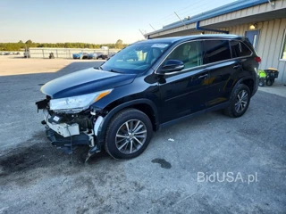 TOYOTA HIGHLANDER XLE