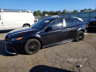 TOYOTA CAMRY SE NIGHTSHADE