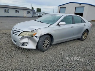 TOYOTA CAMRY XLE