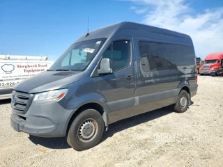 MERCEDES-BENZ SPRINTER 2500