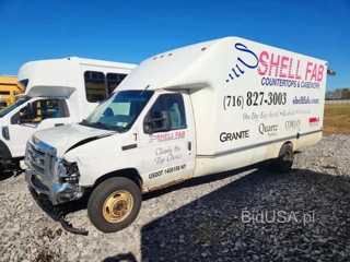 FORD ECONOLINE E450 SUPER DUTY CUTAWAY VAN