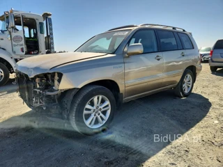 TOYOTA HIGHLANDER HYBRID