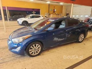 HYUNDAI ELANTRA SE