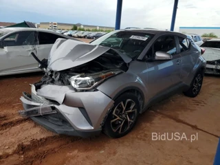 TOYOTA C-HR XLE