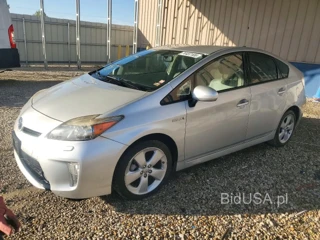 TOYOTA PRIUS FIVE