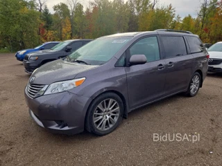 TOYOTA SIENNA LE