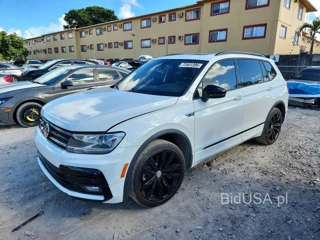 VOLKSWAGEN TIGUAN SE
