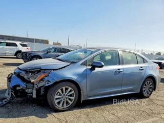 TOYOTA COROLLA LE