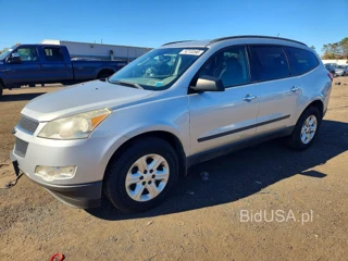 CHEVROLET TRAVERSE LS