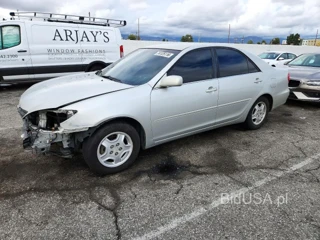 TOYOTA CAMRY LE V6