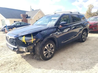 TOYOTA HIGHLANDER XLE