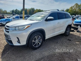 TOYOTA HIGHLANDER XLE