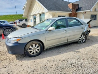 TOYOTA CAMRY XLE V6