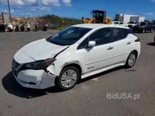 NISSAN LEAF S