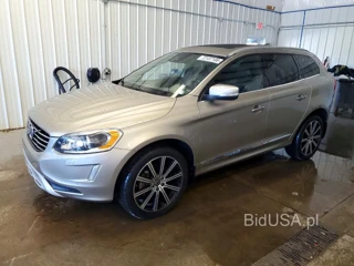 VOLVO XC60 T6 PLATINUM