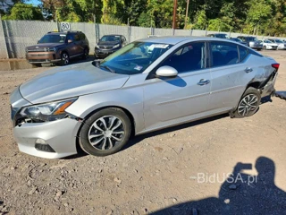 NISSAN ALTIMA S