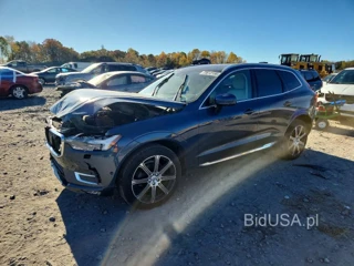 VOLVO XC60 T5 INSCRIPTION