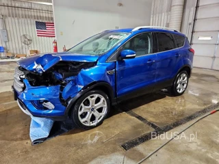 FORD ESCAPE TITANIUM