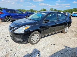 NISSAN VERSA SV