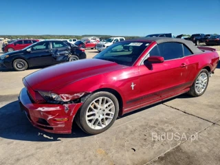 FORD MUSTANG